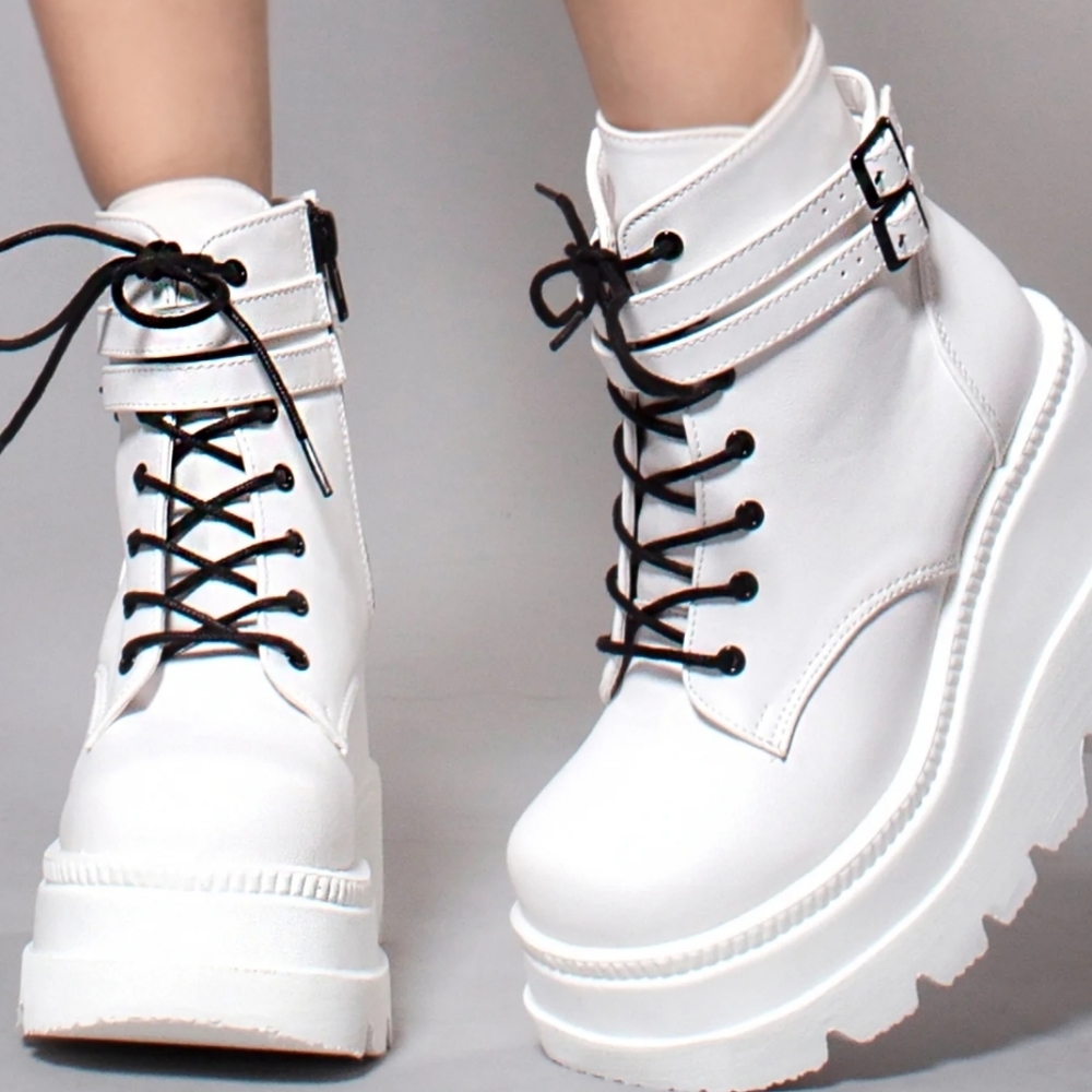 Demonia Shaker-52 Boots